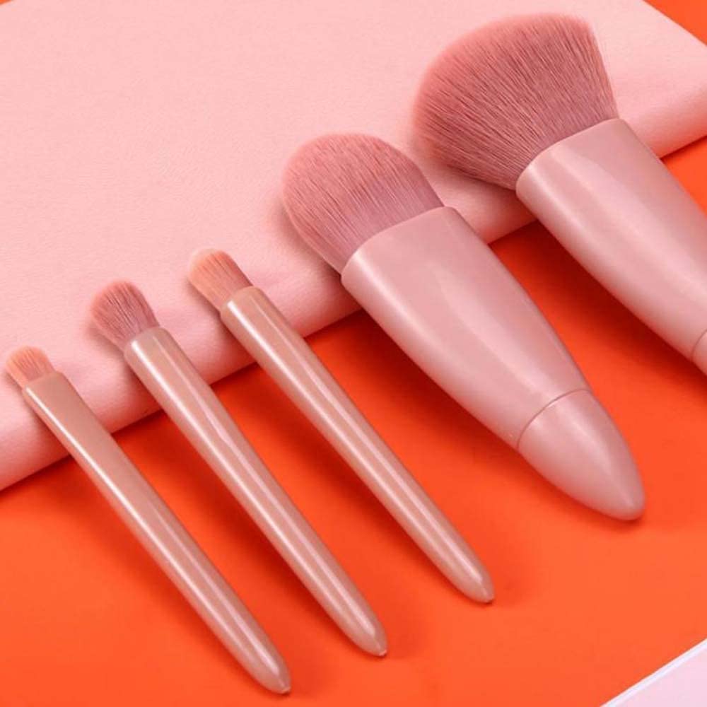 5-in-1 Mini Makeup Brush Set with Mirror – Travel-Friendly Foundation, Eyeshadow, Blush & Powder Brushes in Compact Case for Women & Girls
