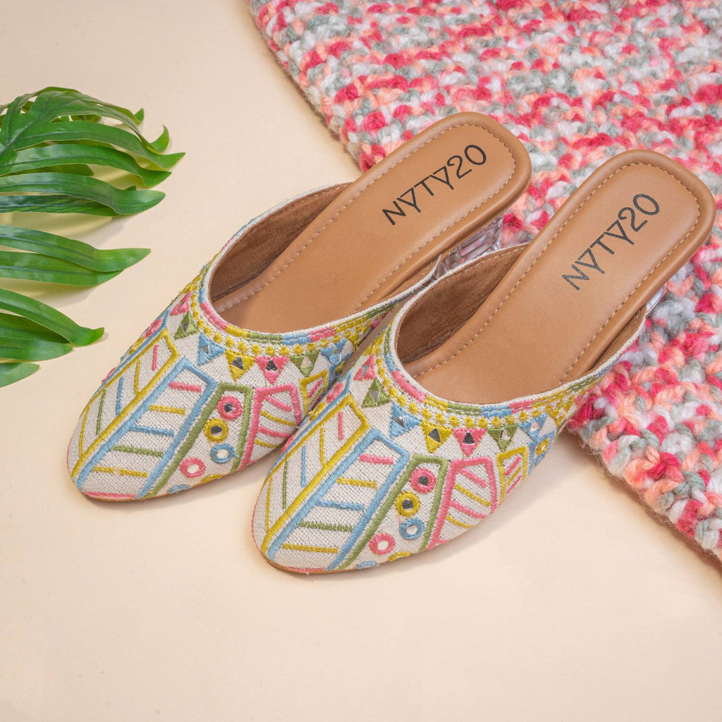 New collection of Heel -off white color