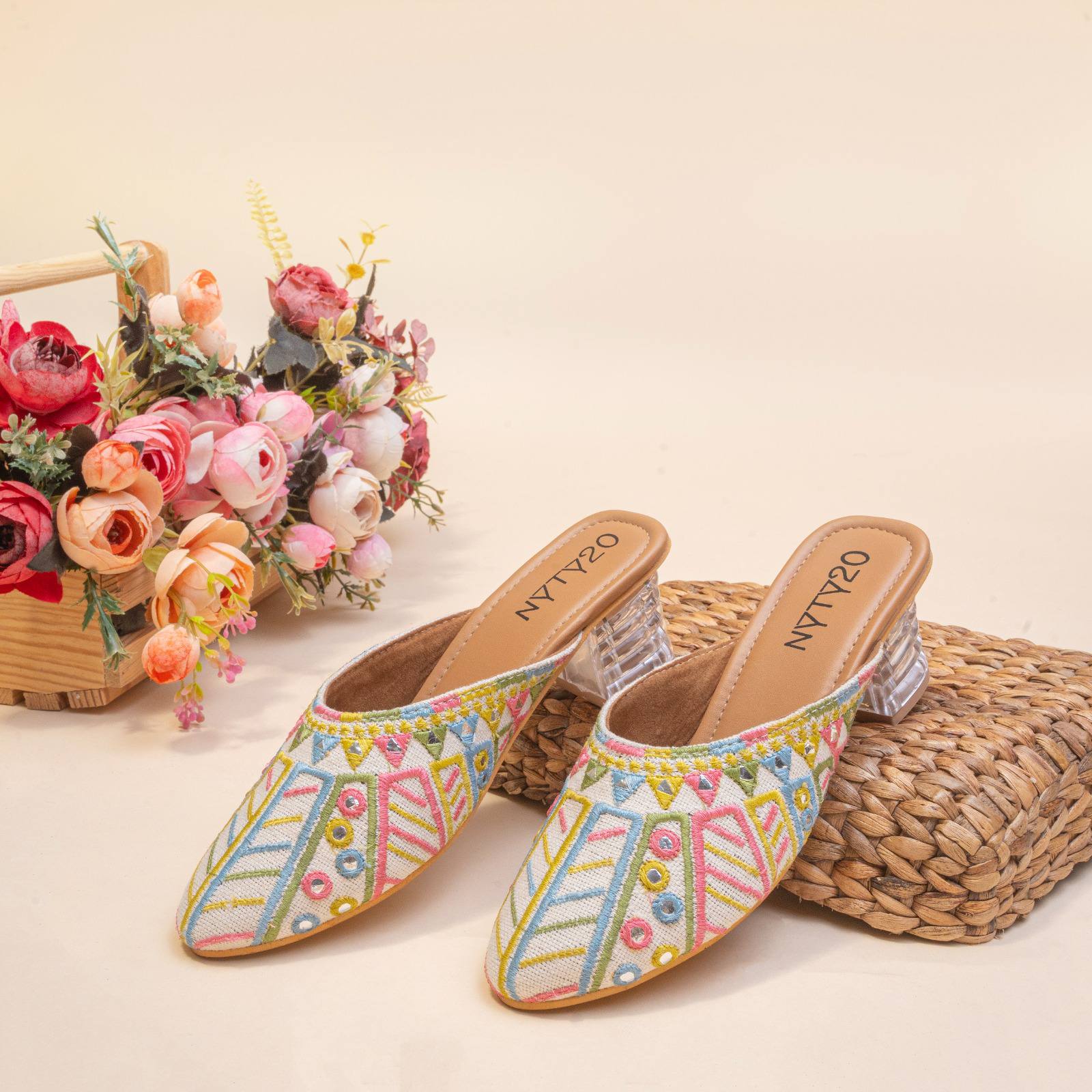 New collection of Heel -off white color