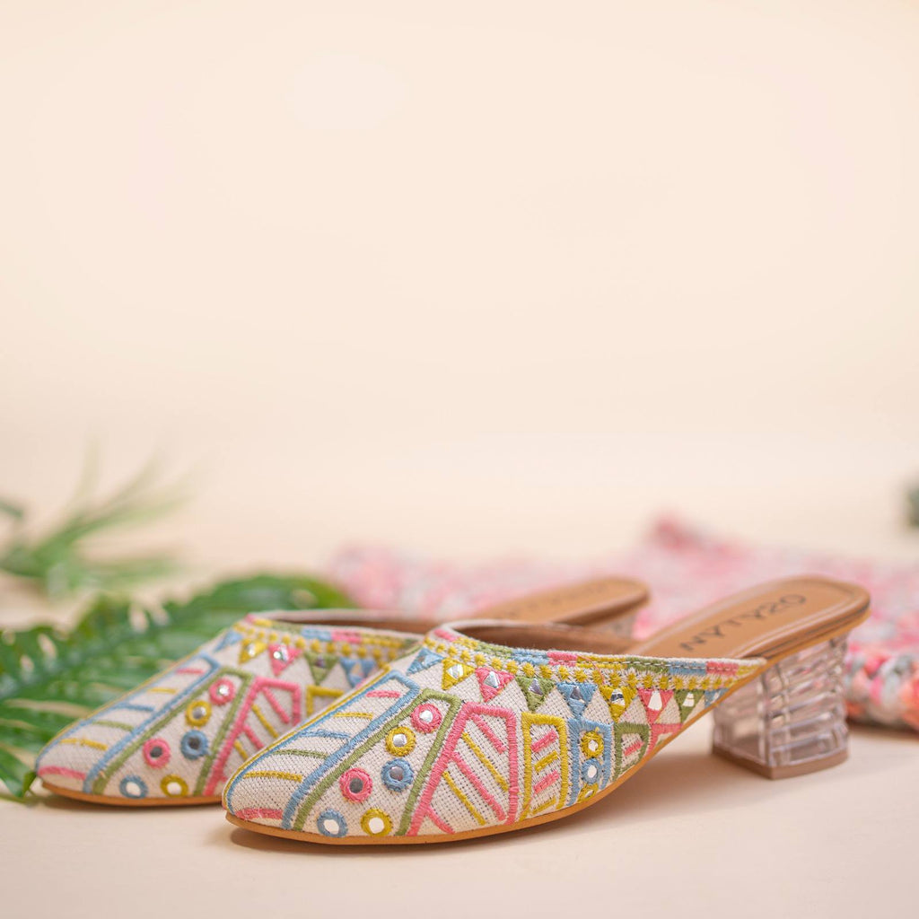 New collection of Heel -off white color