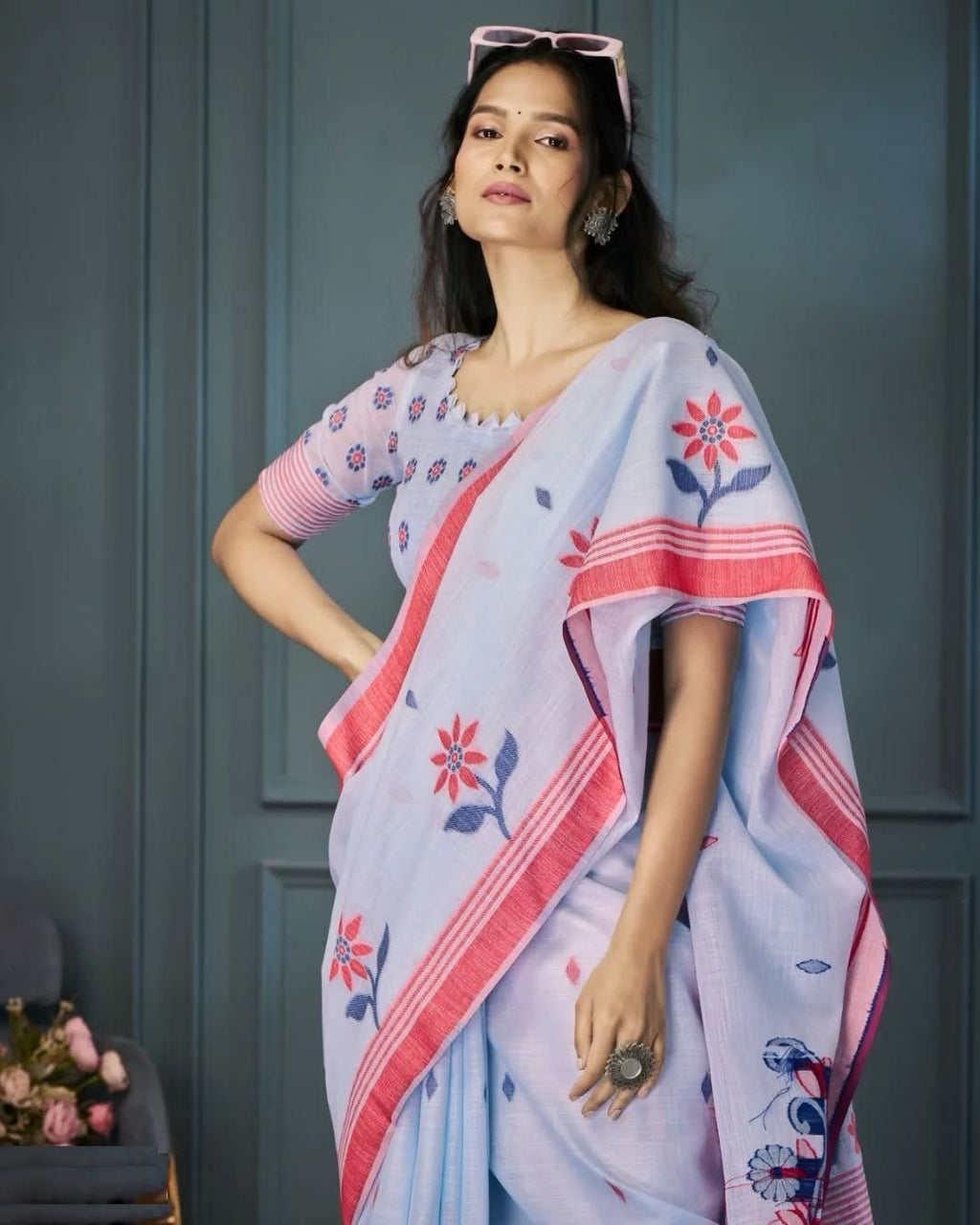 Floral Linen Printed Saree With Printed Blouse