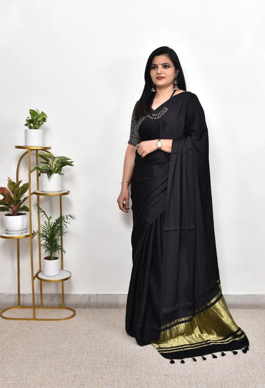 Pure Gaji Silk Elegance: Draped in Artistry