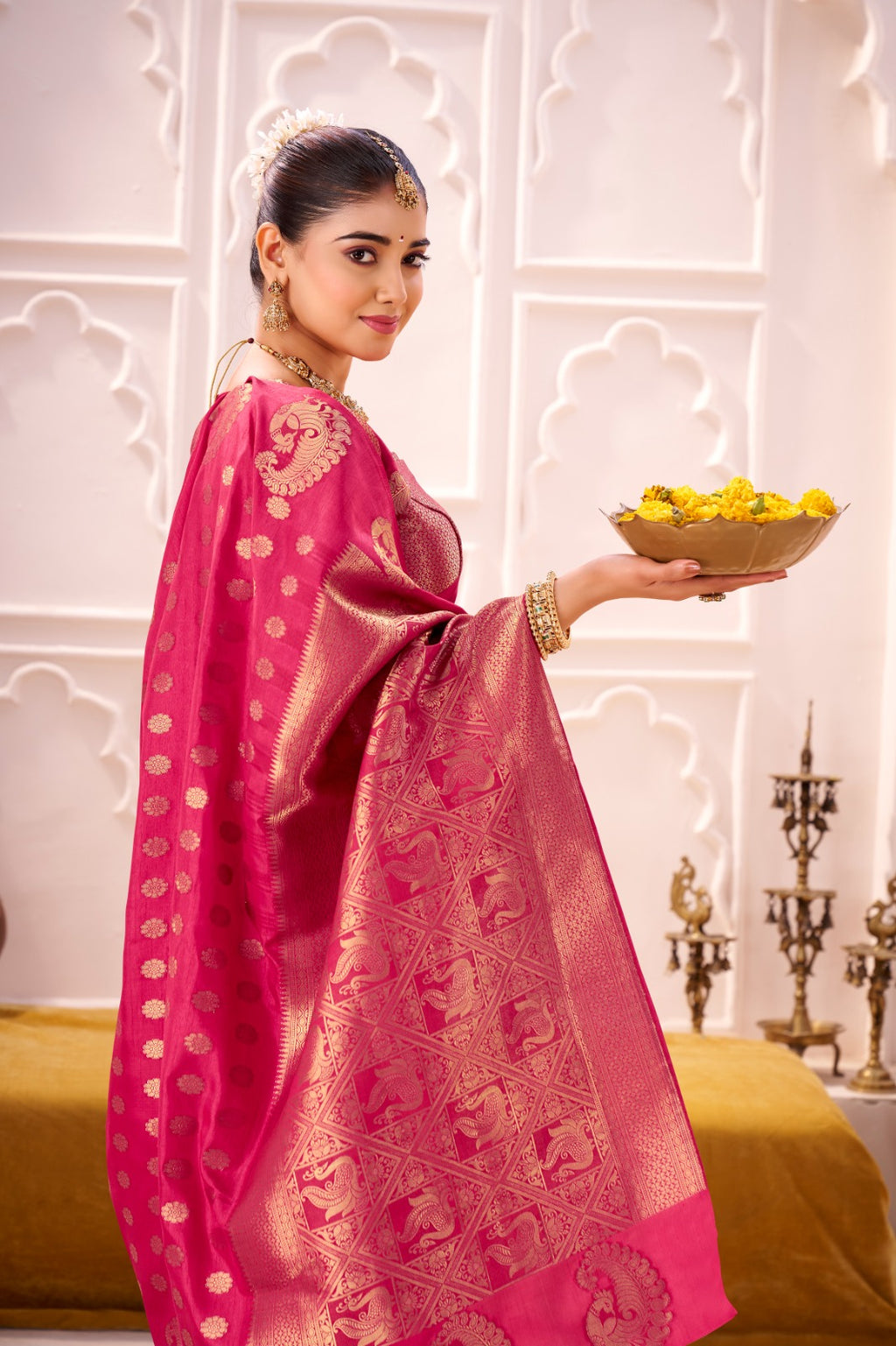 The Classic Silk Saree - Roop Silk woven with zari work (Pink)