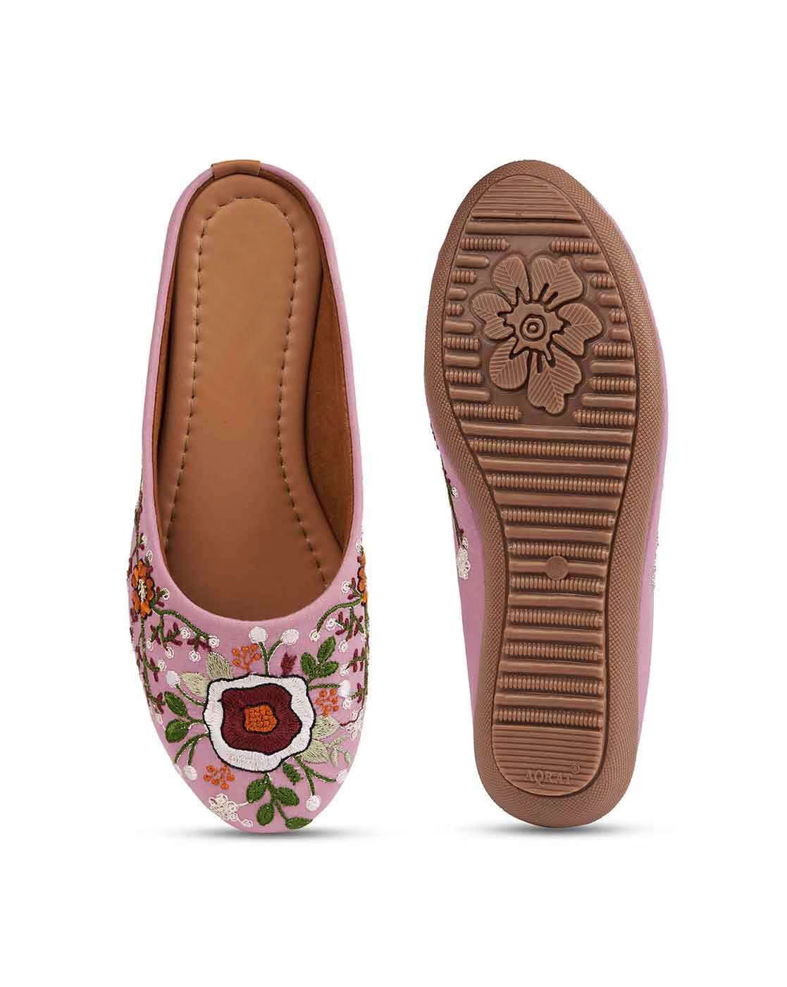 Women Mules with Embroidered Canvas - Pink