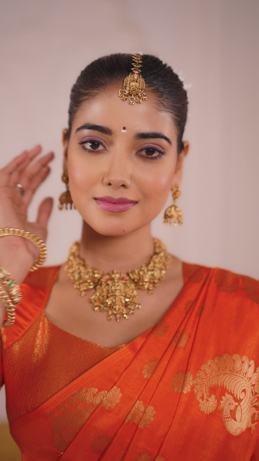 Silk woven Saree with zari work : Where Tradition Meets Timeless Glamour (Orange)